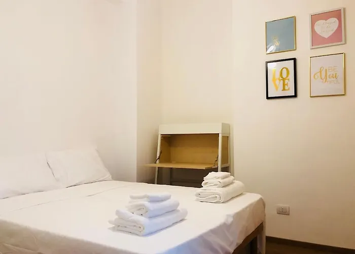 Charming Centro Navigli Tortona شقة *